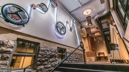 41 Lemon St, Lancaster PA  17602-4953 exterior