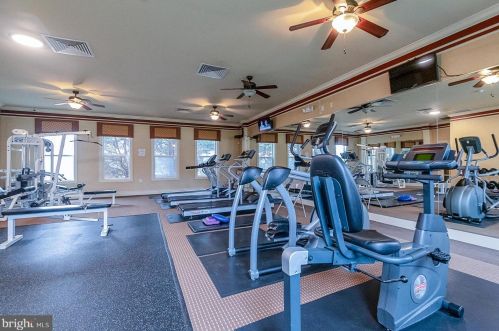 247 Masterson Ct, Trenton NJ  08618-1443 exterior