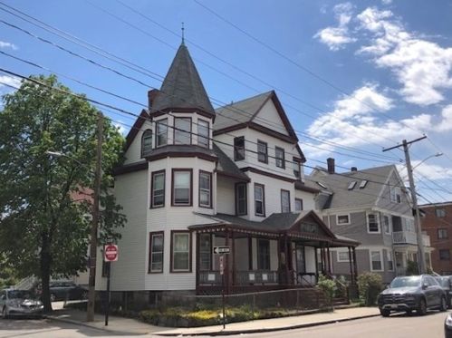 53 Gardner St, Boston, MA