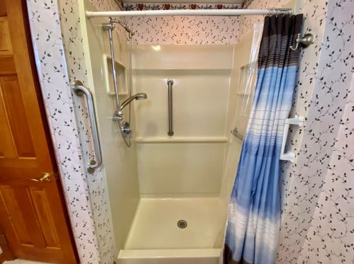 10 Candlestick Ln, Barrington NH 03825-7120 exterior