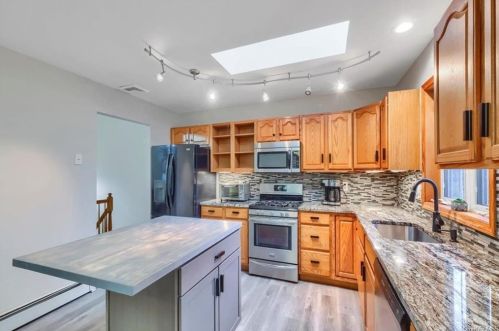 2478 Mt Hope Rd, Middletown NY 10940-7317 exterior