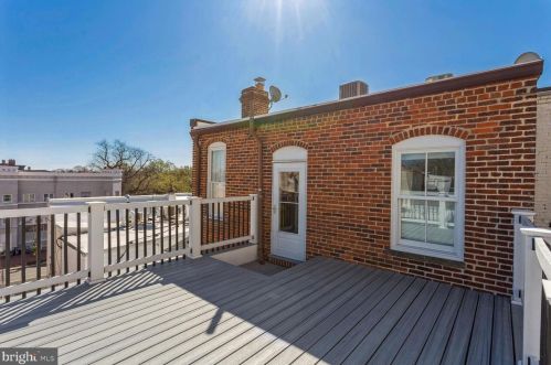 322 Capitol St, Washington DC 20003-1507 exterior