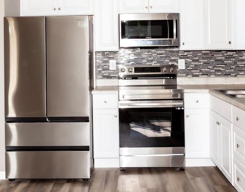 3721 Hebert St, Saint Louis MO 63107-2202 exterior