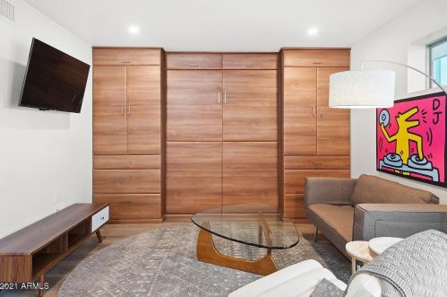 626 5th Ave, Phoenix AZ  85003-1569 exterior