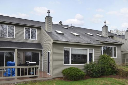 62 Nipmuc Trl, Providence RI  02904-3177 exterior