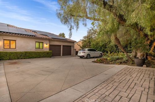 1241 Valencia Mesa Dr, Fullerton CA 92833-2220 exterior