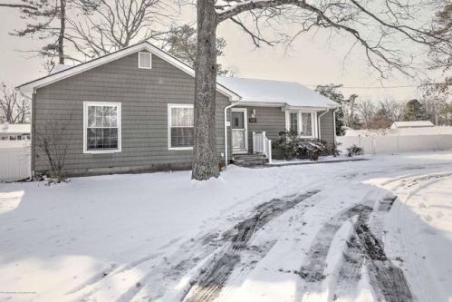 228 Chelsea Ave, Berkeley Township NJ  08721-1053 exterior