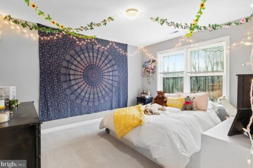 2949 Queensberry Dr, Huntingtown MD 20639-2306 exterior