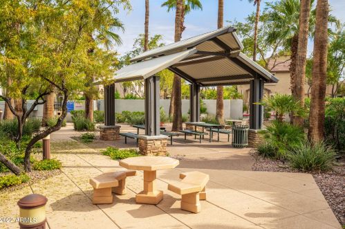 5714 21st Ter, Phoenix AZ  85040-3445 exterior