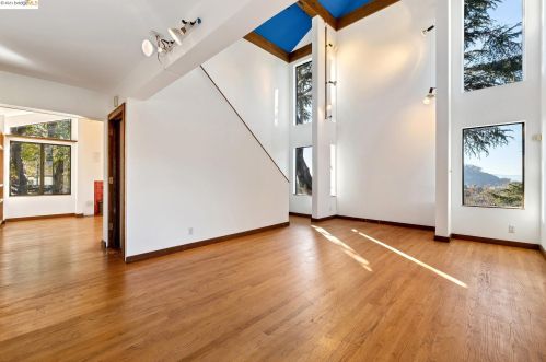 337 Colusa Ave, Berkeley CA 94707-1208 exterior