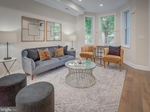 620 5th St, Washington DC  20001-2610 exterior