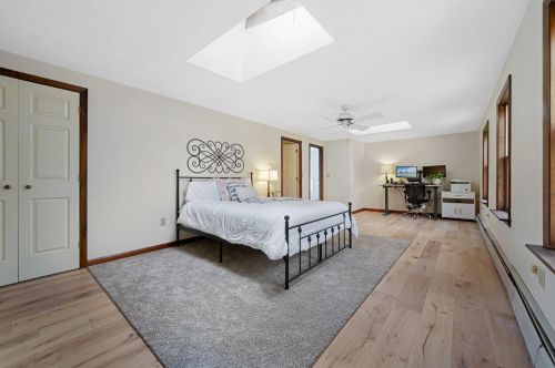 19 Laurel Dr, Concord NH  03304-4321 exterior