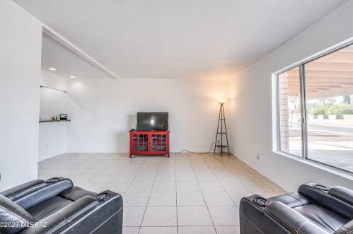 3031 Idaho St, Tucson AZ 85746-1045 exterior