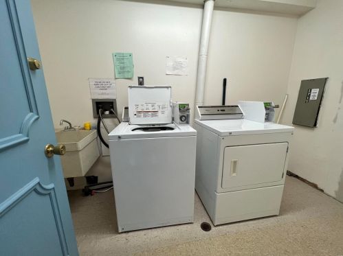 1711 Mayenne Ct, Saint Louis MO 63125-2651 exterior