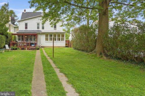 269 High St, Hummelstown PA 17036-1908 exterior