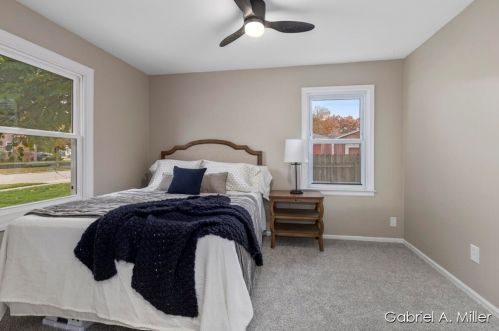 745 Cricklewood St, Wyoming MI exterior