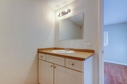 208 Broad St, Tampa FL  33604-4004 exterior