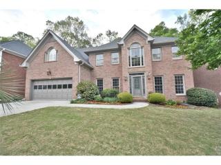 2476 Kings Arms Pt, Atlanta GA  30345-2167 exterior