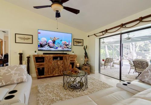 3341 Arlette Dr, Naples FL 34109-1512 exterior