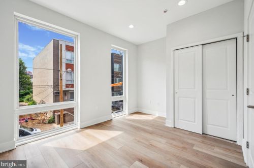 1741 Marshall St, Philadelphia PA 19120-3742 exterior