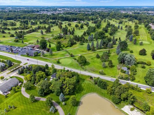 23790 Rossiter Dr, Macomb Township MI 48042-4846 exterior