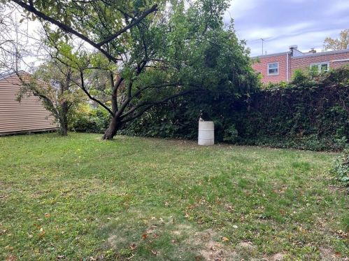 1020 Lydig Ave, Bronx NY 10462-2260 exterior