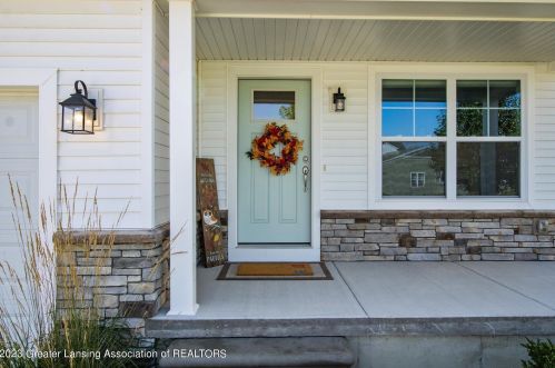 4151 Presidents Way, Dewitt, MI 48820-7883