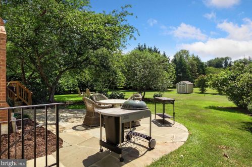 916 Brick Mnr Cir, Silver Spring MD 20905-3819 exterior