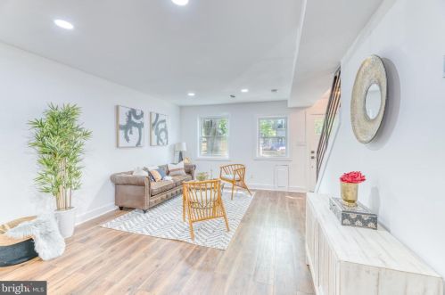 1233 16th St, Washington DC  20002-2501 exterior