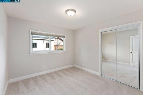 4075 Nulty Dr, Concord CA 94521-1810 exterior