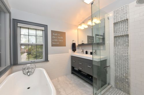 2508 Lefeber Ave, Milwaukee WI 53213-1222 exterior