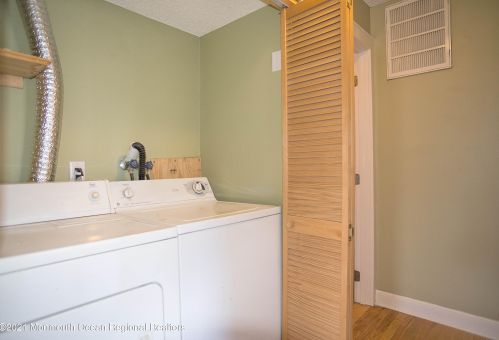 203 Larkspur Ln, Jackson Twp NJ 08527-4180 exterior