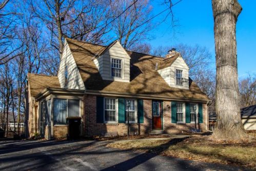 549 117th St, Milwaukee, WI 53226-3614