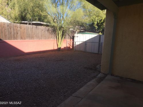 2554 Flanwill Blvd, Tucson AZ 85716-2251 exterior