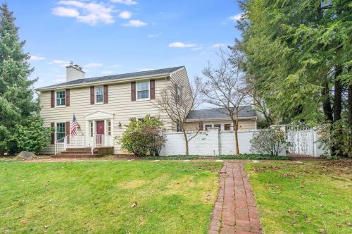 4166 Old Colony Rd, Kalamazoo MI  49008-3214 exterior