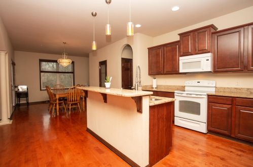 3998 Kimberly Ave, Milwaukee WI 53221-4553 exterior