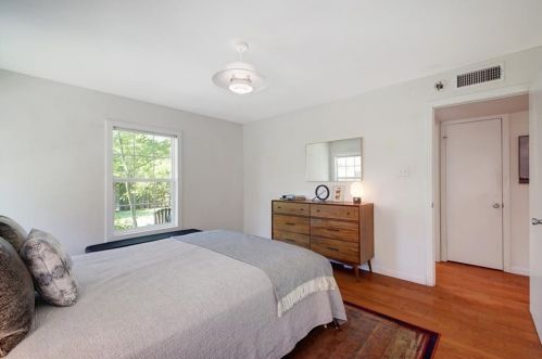 1229 Corona Dr, Austin TX 78723-2511 exterior