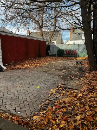 209 Cedar St, Valley Stream NY 11580-4907 exterior