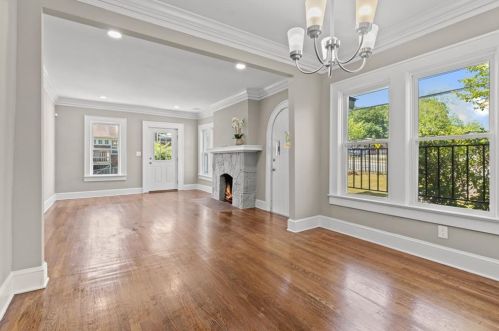 672 Cascade Ave, Atlanta GA  30310-2406 exterior