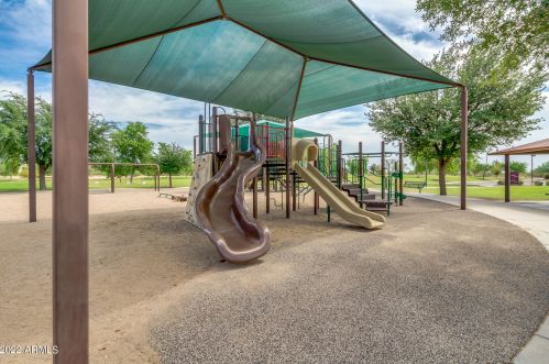 4564 Chisum Trl, Phoenix AZ  85050-8525 exterior