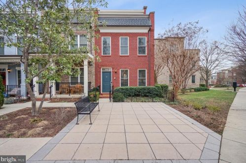 545 Regent Pl, Washington, DC 20017-2000