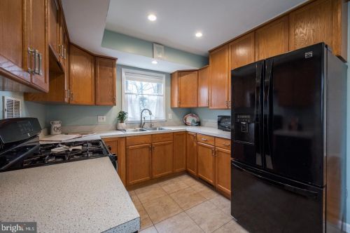 816 Maple Rd, Media PA 19086-7167 exterior