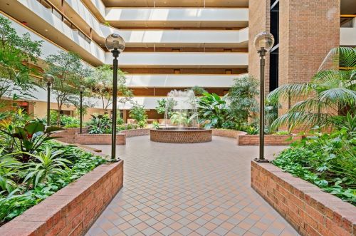 307 Dithridge St, Pittsburgh PA  15213-1434 exterior