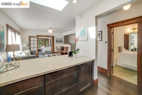 2631 Regent St, Berkeley CA 94705-2111 exterior