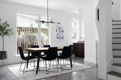 611 Fletcher St, Austin TX  78704-5028 exterior