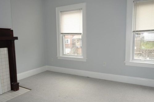 1027 Mirror St, Pittsburgh PA 15217-2645 exterior