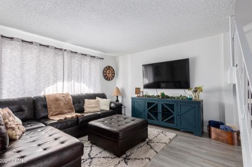 2879 Fairmount Ave, Phoenix AZ  85016-6956 exterior