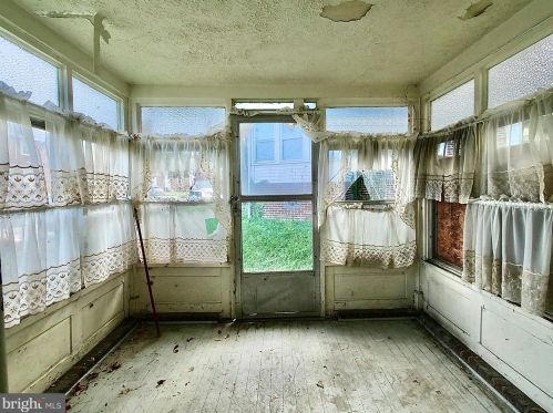 912 14 St, Chester PA 19013-5804 exterior