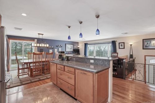 38 Kevin Hts, Poughkeepsie NY 12603-4320 exterior