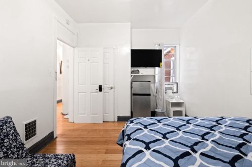 4118 Girard Ave, Philadelphia PA 19125-3305 exterior